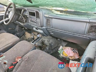 Zdjęcie 8 z 11 samochodu: 2000 CHEVROLET SILVERADO K1500 VIN:1GCEK14T3YE168563 - miniatura