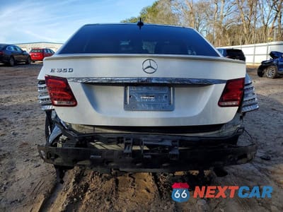 Zdjęcie 6 z 11 samochodu: 2015 MERCEDES-BENZ E 350 VIN:WDDHF5KBXFB135308 - miniatura
