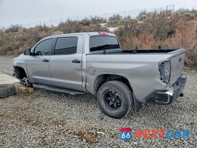 Drugie zdjęcie samochodu z przodu: 2021 TOYOTA TUNDRA CREWMAX SR5 VIN:5TFDY5F1XMX040123 - miniatura