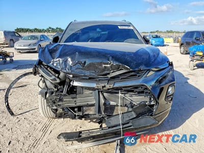 Piąte zdjęcie samochodu w środku: 2021 CHEVROLET BLAZER RS VIN:3GNKBERS6MS572846 - miniatura