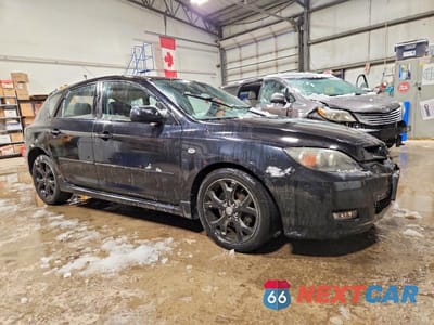 Czwarte zdjęcie samochodu z boku: 2008 MAZDA 3 HATCHBACK VIN:JM1BK343781812135 - miniatura