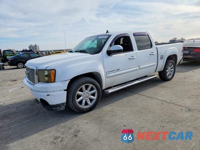 2008 GMC NEW SIERRA C1500 DENALI 2GTEC638081181411 - główne zdjęcie licytacji z USA - miniatura