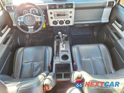 Zdjęcie 8 z 13 samochodu: 2012 TOYOTA FJ CRUISER BASE VIN:JTEBU4BF7CK123823 - miniatura