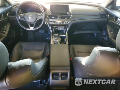 Zdjęcie 8 z 12 samochodu: 2020 HONDA ACCORD TOURING HYBRID VIN:1HGCV3F90LA003809 - miniatura