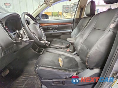 Zdjęcie 7 z 13 samochodu: 2015 MITSUBISHI OUTLANDER GT VIN:JA4JZ4AX0FZ013651 - miniatura