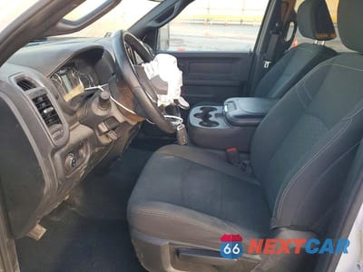 Zdjęcie 7 z 12 samochodu: 2025 RAM 2500 TRADESMAN VIN:3C6UR5CL7SG546259 - miniatura