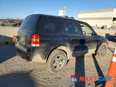 Trzecie zdjęcie samochodu z tyłu: 2005 FORD ESCAPE VIN:1FMCU94195KA78938 - miniatura