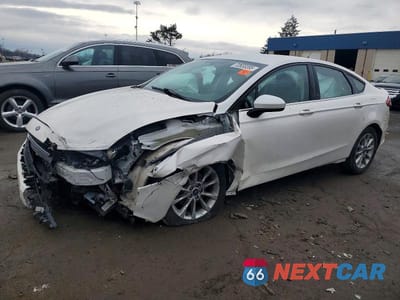 2017 FORD FUSION 3FA6P0H7XHR222201 - główne zdjęcie licytacji z USA - miniatura