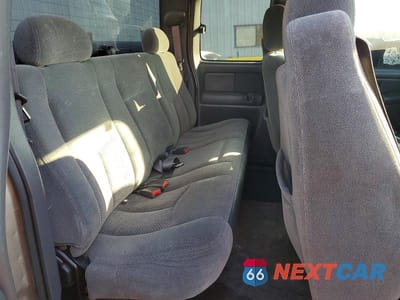 Zdjęcie 10 z 12 samochodu: 2004 CHEVROLET SILVERADO C2500 HEAVY DUTY VIN:1GCHC29G94E131734 - miniatura
