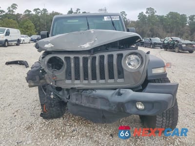 Piąte zdjęcie samochodu w środku: 2018 JEEP WRANGLER UNLIMITED SPORT VIN:1C4HJXDG9JW228447 - miniatura