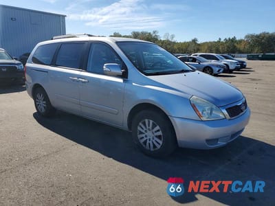 Czwarte zdjęcie samochodu z boku: 2011 KIA SEDONA LX VIN:KNDMG4C7XB6375181 - miniatura