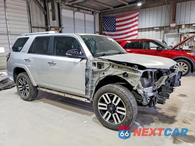 Czwarte zdjęcie samochodu z boku: 2021 TOYOTA 4RUNNER LIMITED VIN:JTEKU5JR9M5858806 - miniatura