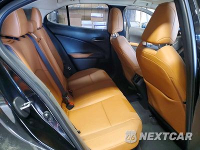 Zdjęcie 10 z 11 samochodu: 2021 LEXUS UX 250H VIN:JTHP9JBH6M2043697 - miniatura