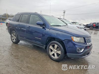 Czwarte zdjęcie samochodu z boku: 2016 JEEP COMPASS LATITUDE VIN:1C4NJCEA3GD703679 - miniatura