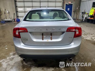 Zdjęcie 6 z 12 samochodu: 2013 VOLVO S60 T5 VIN:YV1612FS3D1216768 - miniatura
