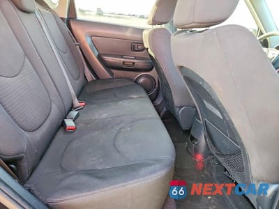 Zdjęcie 11 z 12 samochodu: 2013 KIA SOUL VIN:KNDJT2A5XD7610387 - miniatura