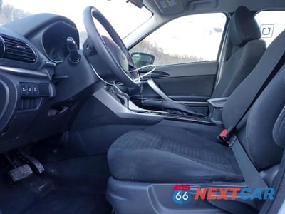 Zdjęcie 7 z 13 samochodu: 2023 MITSUBISHI ECLIPSE CROSS LE VIN:JA4ATVAAXPZ048878 - miniatura