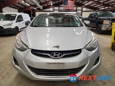 Piąte zdjęcie samochodu w środku: 2011 HYUNDAI ELANTRA GLS VIN:5NPDH4AE7BH058933 - miniatura