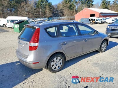 Trzecie zdjęcie samochodu z tyłu: 2011 HYUNDAI ELANTRA TOURING GLS VIN:KMHDC8AE0BU124987 - miniatura