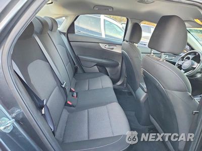 Zdjęcie 10 z 12 samochodu: 2022 KIA FORTE LXS VIN:3KPF24AD1NE462160 - miniatura