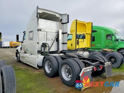 Trzecie zdjęcie samochodu z tyłu: 2021 INTERNATIONAL LT625 SEMI TRUCK VIN:3HSDZAPR5MN854746 - miniatura