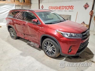 Czwarte zdjęcie samochodu z boku: 2018 TOYOTA HIGHLANDER SE VIN:5TDKZRFH8JS531400 - miniatura