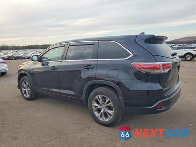 Drugie zdjęcie samochodu z przodu: 2015 TOYOTA HIGHLANDER LE VIN:5TDBKRFH3FS146189 - miniatura