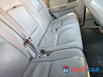 Zdjęcie 11 z 14 samochodu: 2014 CHEVROLET TAHOE C1500 LT VIN:1GNSCBE01ER217264 - miniatura