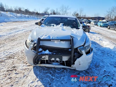 Piąte zdjęcie samochodu w środku: 2014 FORD TAURUS POLICE INTERCEPTOR VIN:1FAHP2MK0EG172264 - miniatura