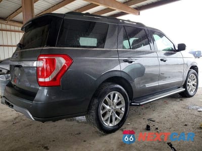 Trzecie zdjęcie samochodu z tyłu: 2020 FORD EXPEDITION XLT VIN:1FMJU1HT8LEA52749 - miniatura
