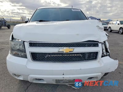 Piąte zdjęcie samochodu w środku: 2013 CHEVROLET TAHOE K1500 LT VIN:1GNSKBE02DR315592 - miniatura