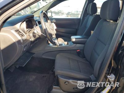 Zdjęcie 7 z 13 samochodu: 2018 JEEP GRAND CHEROKEE LAREDO VIN:1C4RJEAG5JC301022 - miniatura