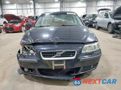 Piąte zdjęcie samochodu w środku: 2004 VOLVO S60 R VIN:YV1RH52Y742348852 - miniatura