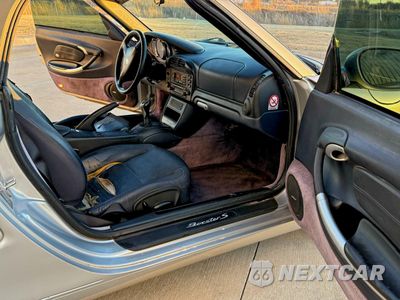 Piąte zdjęcie samochodu w środku: 2003 PORSCHE BOXSTER S VIN:WP0CB29853U660267 - miniatura