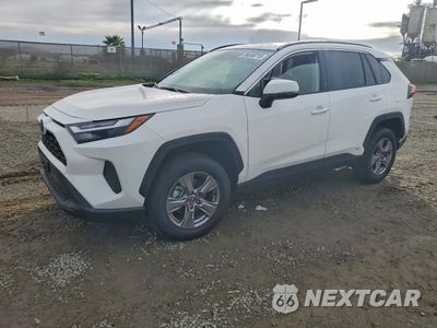2025 TOYOTA RAV4 XLE JTMRWRFV9SD345357 - główne zdjęcie licytacji z USA - miniatura