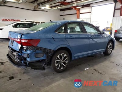 Trzecie zdjęcie samochodu z tyłu: 2025 VOLKSWAGEN JETTA S VIN:3VW5X7BU9SM104543 - miniatura