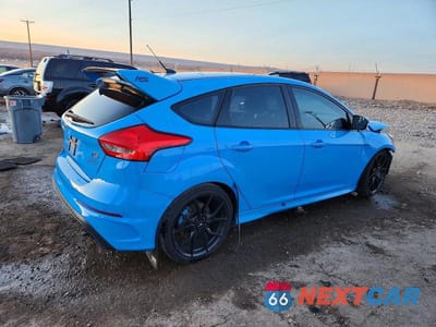 Trzecie zdjęcie samochodu z tyłu: 2016 FORD FOCUS RS VIN:WF0DP3TH7G4117526 - miniatura