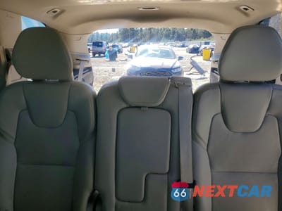 Zdjęcie 10 z 14 samochodu: 2021 VOLVO XC90 T6 MOMENTUM VIN:YV4A22PK0M1766616 - miniatura