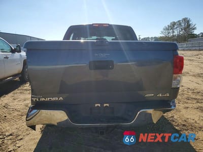 Zdjęcie 6 z 12 samochodu: 2010 TOYOTA TUNDRA CREWMAX SR5 VIN:5TFDW5F16AX101291 - miniatura