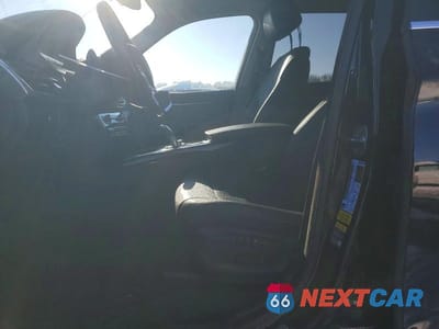 Zdjęcie 7 z 13 samochodu: 2016 BMW X5 XDR40E VIN:5UXKT0C53G0S78469 - miniatura