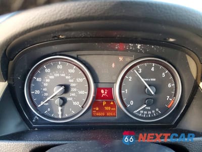 Zdjęcie 9 z 12 samochodu: 2014 BMW X1 SDRIVE28I VIN:WBAVM1C53EVW54795 - miniatura