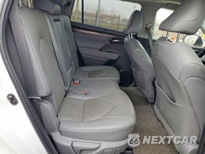 Zdjęcie 11 z 13 samochodu: 2022 TOYOTA HIGHLANDER LIMITED VIN:5TDDZRBH4NS587922 - miniatura