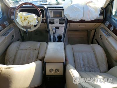 Zdjęcie 8 z 12 samochodu: 2005 LINCOLN AVIATOR VIN:5LMEU88H35ZJ35178 - miniatura