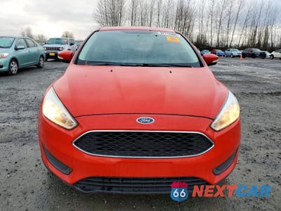 Piąte zdjęcie samochodu w środku: 2016 FORD FOCUS SE VIN:1FADP3K22GL213317 - miniatura