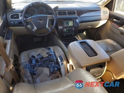 Zdjęcie 8 z 12 samochodu: 2010 GMC SIERRA C1500 DENALI VIN:3GTRCXE20AG155369 - miniatura