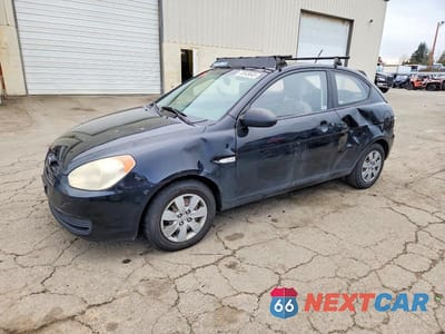2008 HYUNDAI ACCENT KMHCM36C38U097988 - główne zdjęcie licytacji z USA - miniatura