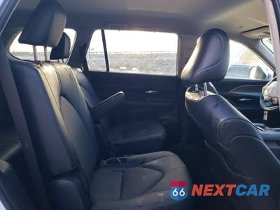 Zdjęcie 11 z 15 samochodu: 2024 TOYOTA GRAND HIGHLANDER XLE VIN:5TDAAAB58RS014996 - miniatura