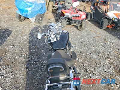 Zdjęcie 6 z 9 samochodu: 2007 SUZUKI VL800 VIN:JS1VS55A272105095 - miniatura