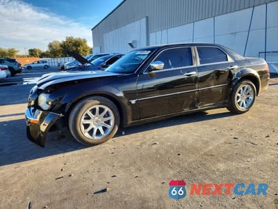 2006 CHRYSLER 300C 2C3KA63H36H519661 - główne zdjęcie licytacji z USA - miniatura