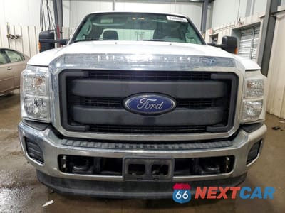 Piąte zdjęcie samochodu w środku: 2015 FORD F250 SUPER DUTY VIN:1FT7X2B62FEB94615 - miniatura